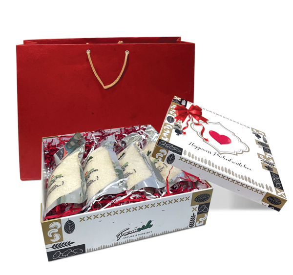 Valentine gift package with products